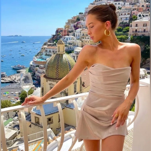 HOUSE OF CB 'Jasmine' Oyster Draped Strapless Corset Dress - Picture 7 of 9